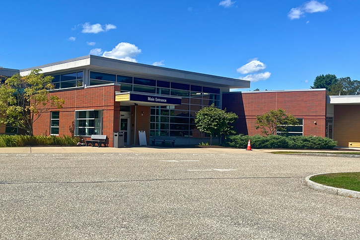 Core Physicians Primary & Specialty Care at 212 Calef Highway Exterior